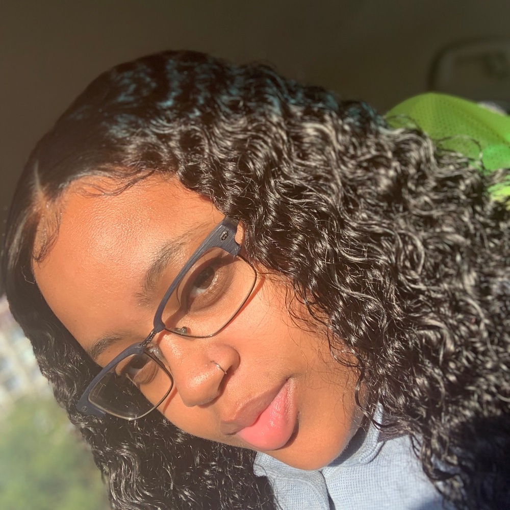 Meet your Posher, Shawna